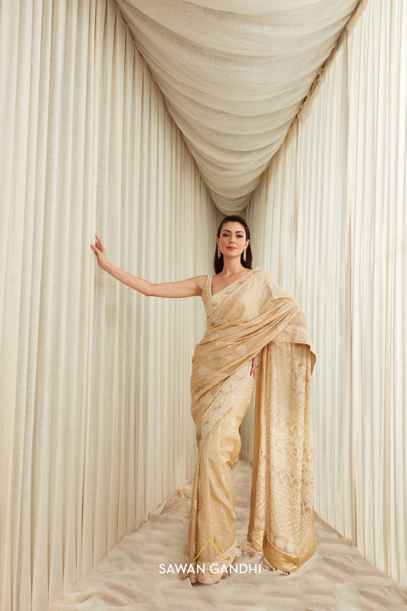 Off-white chikankari saree set – Sawan Gandhi Online Store